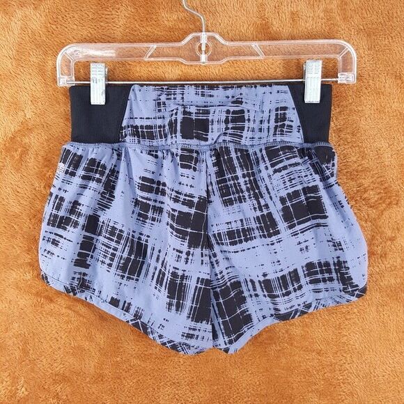 ZELLA Womens Shorts XS Blue Plaid Pull On Lined Workout Gym Running Active - Picture 2 of 10